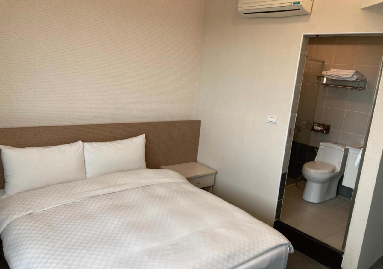 Shun-Yi Business Hotel Csiaji Kültér fotó