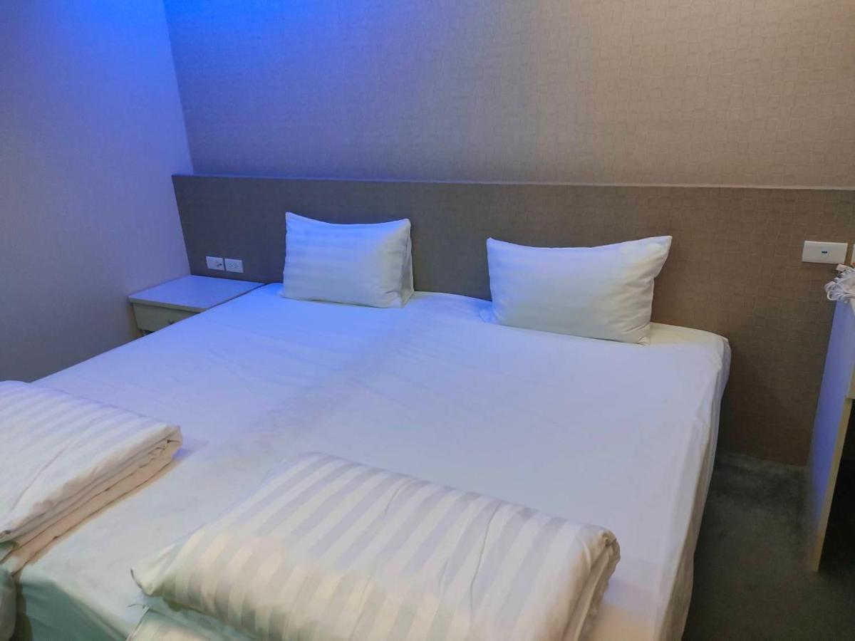 Shun-Yi Business Hotel Csiaji Kültér fotó