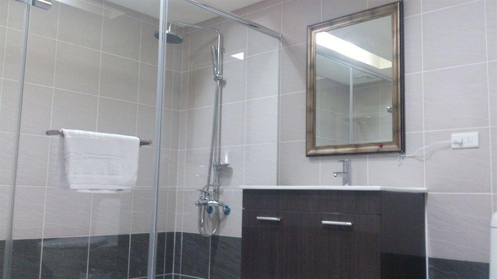 Shun-Yi Business Hotel Csiaji Kültér fotó
